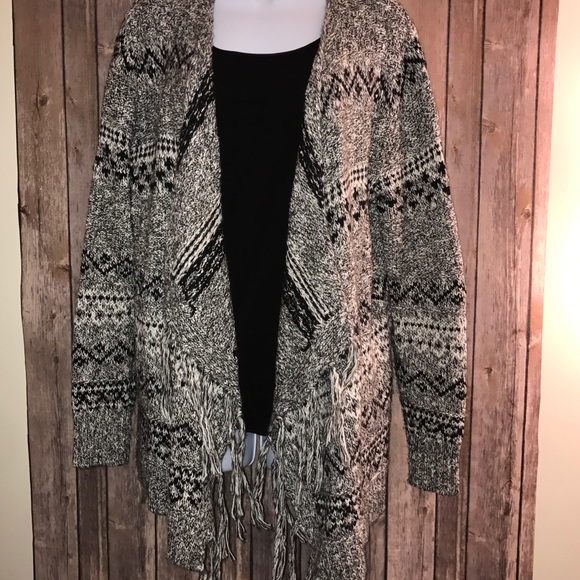 Old Navy Aztec Cardigan - Picture 6 of 7